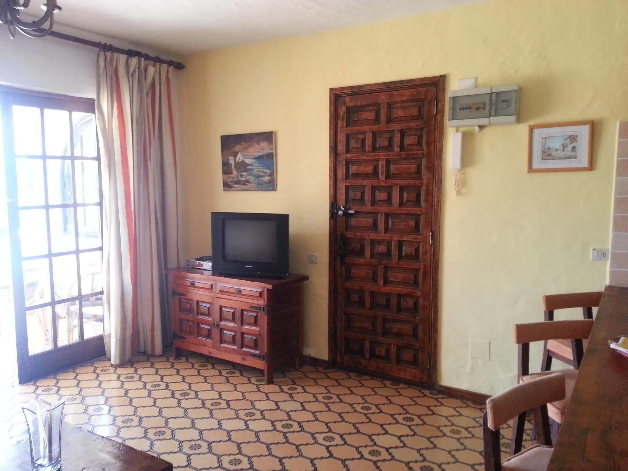 Apartamentos El Chaparral Playa del Inglés Esterno foto
